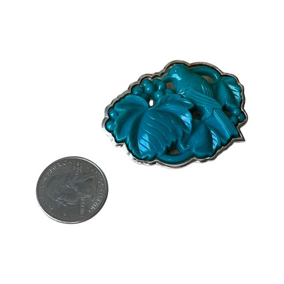 Sterling Silver Carved Lucite Bird Brooch, Vintage Tropical Bird Pin Hallmarked - Picture 3 of 7